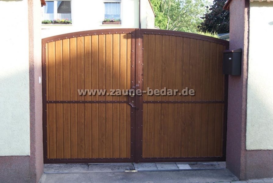 Zäune mit Füllung, Doppelstabmattenzaun, Kunstgeschmiedete Zäune aus Polen