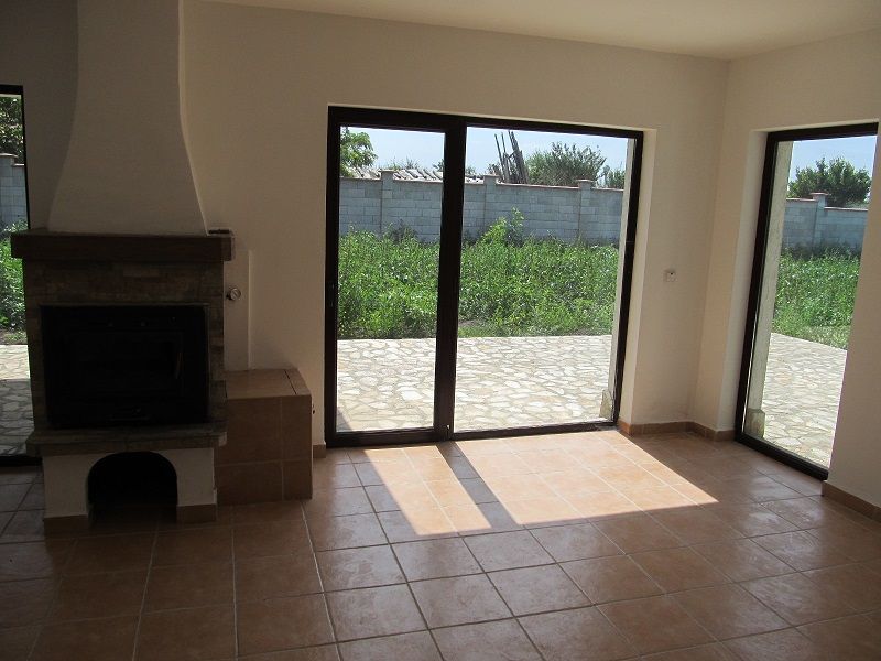 Bulgarien - Einfamilienhaus Neubau nur 5 km vom Strand