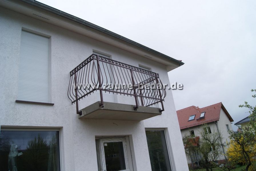 -BEDAR- GELÄNDER , Geländer auf dem Balkon, BALUSTRADEN aus POLEN -BEDAR-