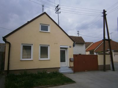 Günstiges Haus mit Ausbaupotential - Ideal für Single & Pärchen