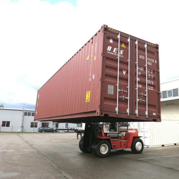 Reifencontainer / Seecontainer / Lagercontainer / Reifenlager