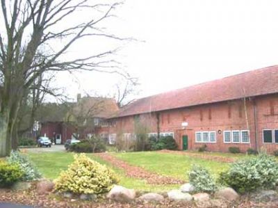 Resthof zuverkaufen für  Gewerbe oder Reiterhof 