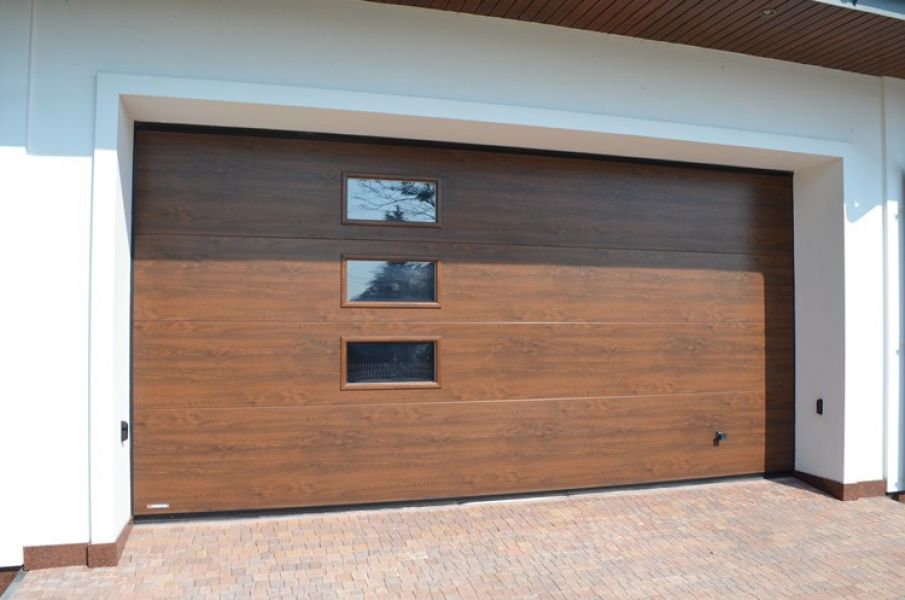 Garagentore aus Polen, Sektionaltor, Rolltor, Rollgitter. Von KRISPOL