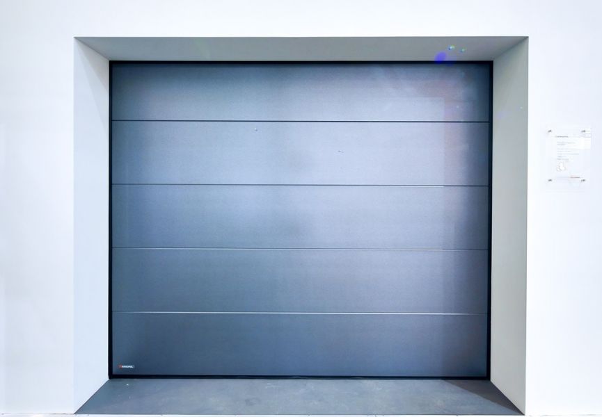 Garagentore aus Polen . Sektionaltor, Rolltor, Rollgitter von KRISPOL