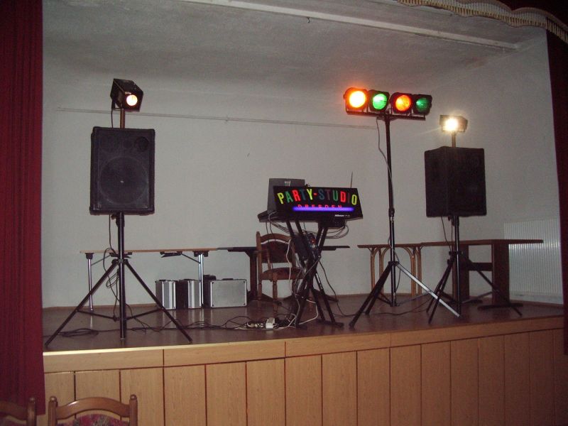 Mobile Diskothek, Mobile Discothek, Mobildisco, DJ für alle Partys und Feiern
