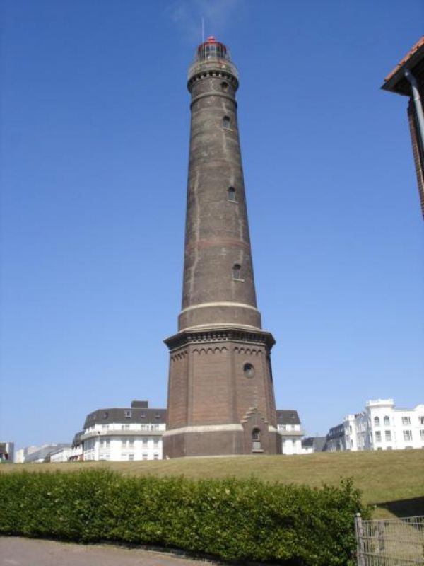 BORKUM- Fewo bis 4 Personen,zentral,strandnah