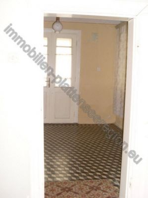 Traditionelles Haus mit 4812 m2 Grundstück Nr. 20/30