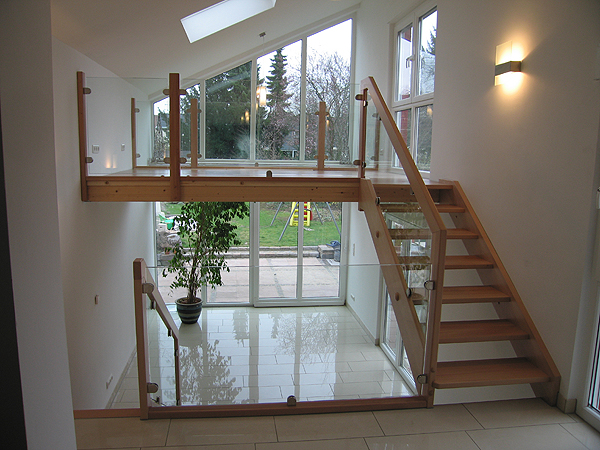 Treppen aus Polen, Massivholzbuche,Eiche,Ahorn Treppen. Treppenbau