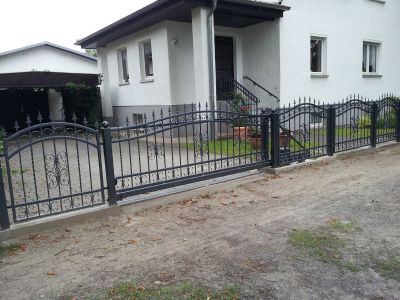 Zaunanlagen, Schmiedeeiserne Zäune