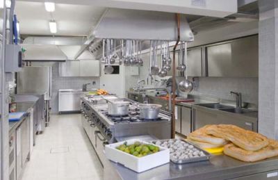 Traumhaftes Anwesen mit der Möglichkeit der Gewerblichen Nutzung - Inmitten wunderschöner Hügeln im 