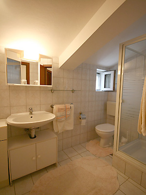 Ferienhaus- FeWo-Privatunterkunft Villa SOKIC mit Pool - Kroatien - Insel Krk - Punat 