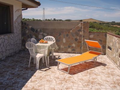 Sardinien: Ferienunterkuenfte am Meer im Gruenen: Oster-Last-minute